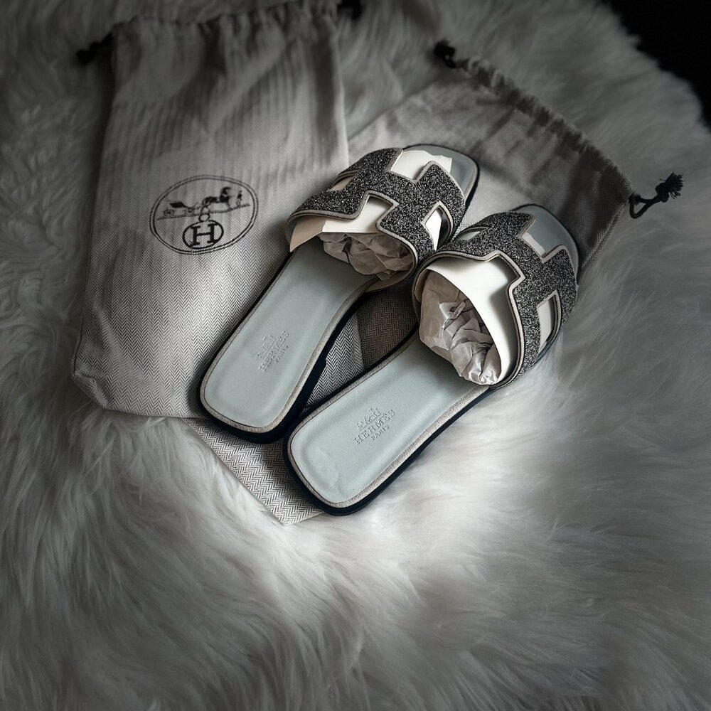 Hermès Oran Glitter Sandals — Silver “H” Slides (New)